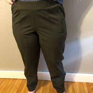 Olive Old Navy Active Mid-Rise Joggers